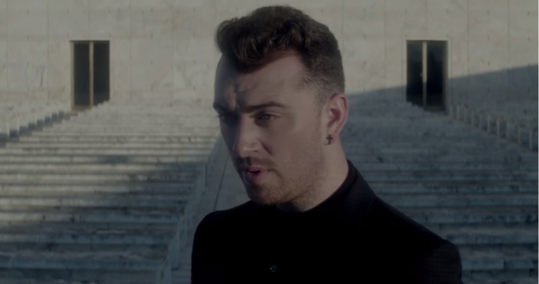 Sam Smith Debuts Stirring Video For Spectre Bond Theme Writings On The Wall Official Charts 